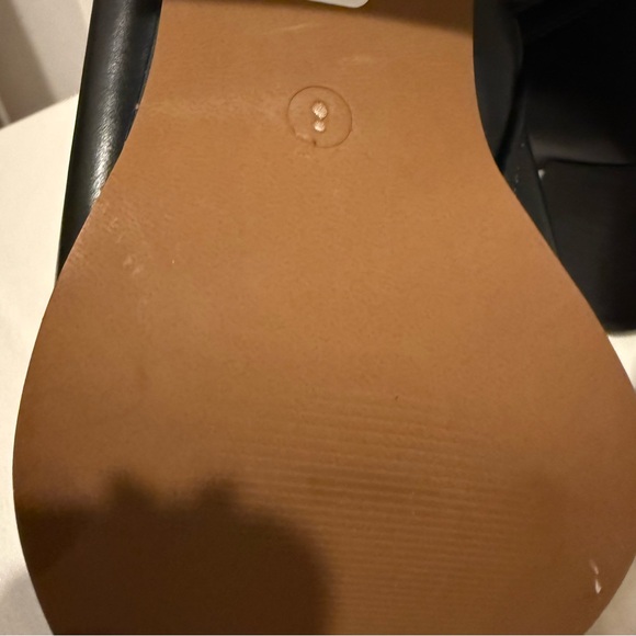 Topshop Knee High Boots w/side zipper and block heel - Picture 15 of 16